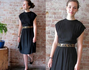 Vintage 1940s Rayon Crepe Dress - Black - Sequin Detail at Waist - Tie Back - Cap Sleeves Belt