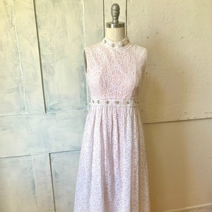 60s pink maxi dress sleeveless white lace overlay prom dress high neck wedding