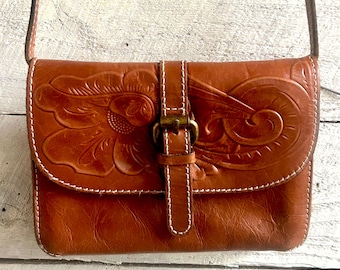 Patricia Nash brown leather shoulder crossbody bag long strap zip pockets 4 sections