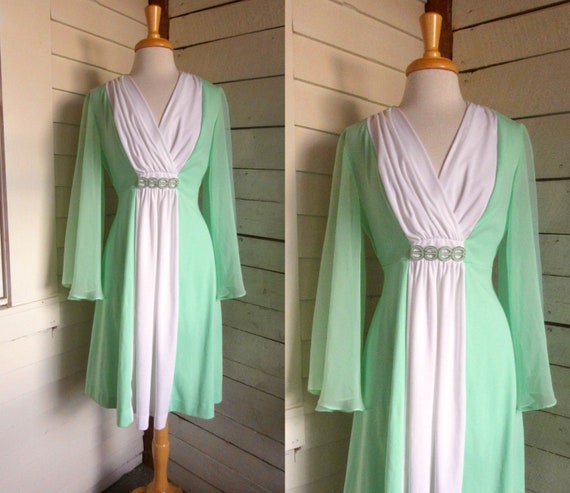 70s polyester dress - green and white - bell sleev