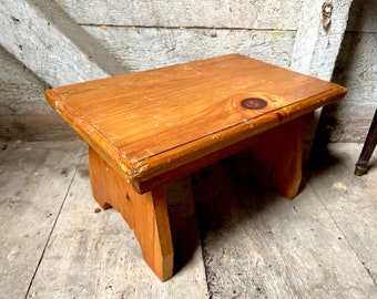 Taburete rústico de madera para plantas, taburete de ordeñar, taburete escalón, rústico primitivo, hecho a mano