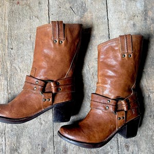 Frye Carmen riding boots 6 1/2 harness cowboy western brown mid calf leather boots