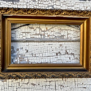 Antique ornate gold wood frame picture frame - wall decor - vintage frame - small frame