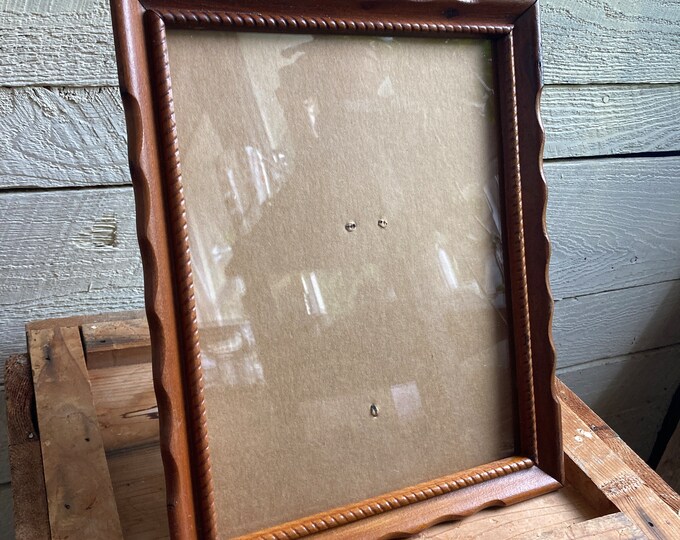 Vintage Carved Wood Frame Curved Picture Frame 10 X 12 Picture Etsy
