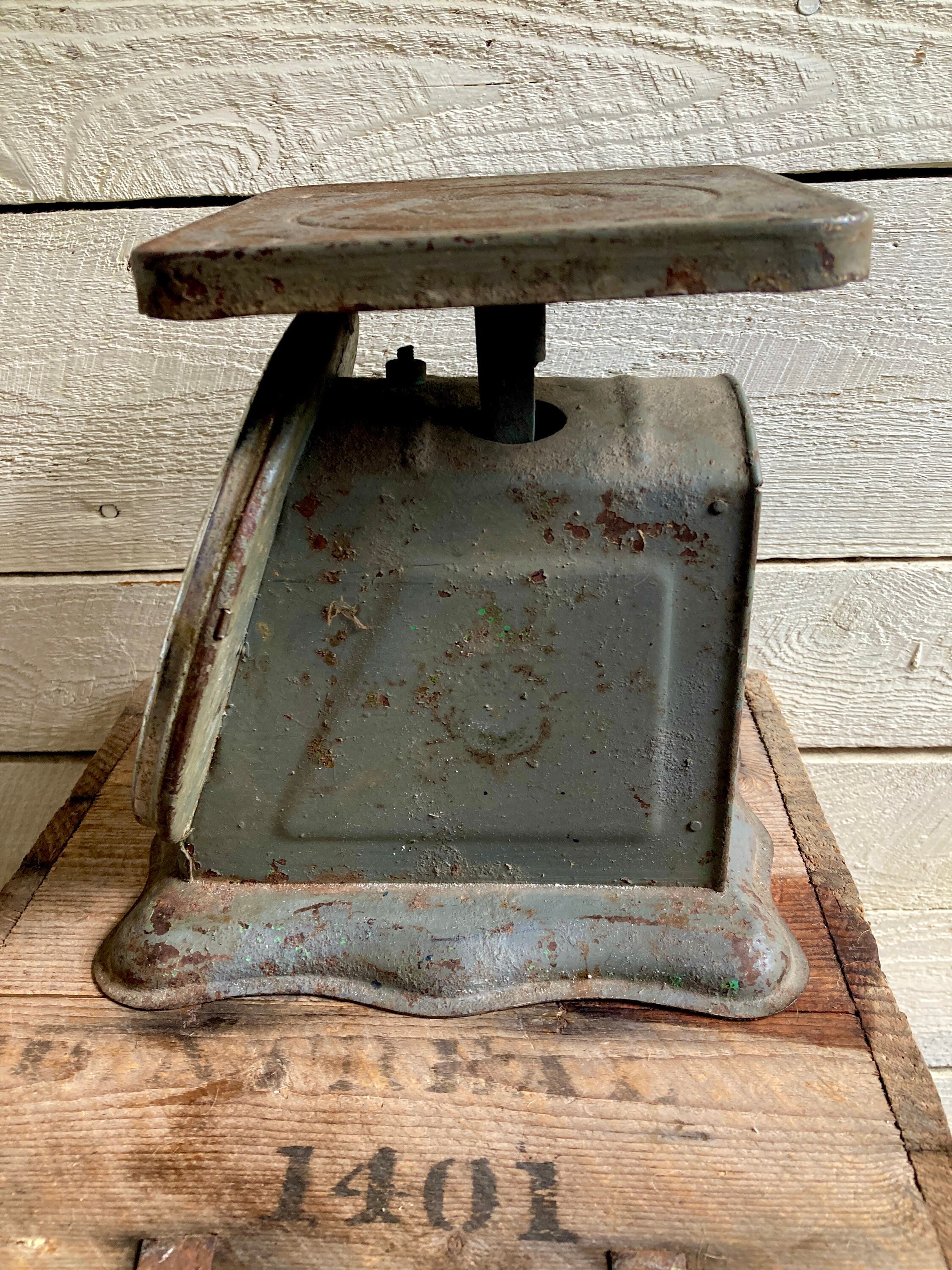 40s Vintage Kitchen Scale Farmhouse Rustic Primitive Blue Gray
