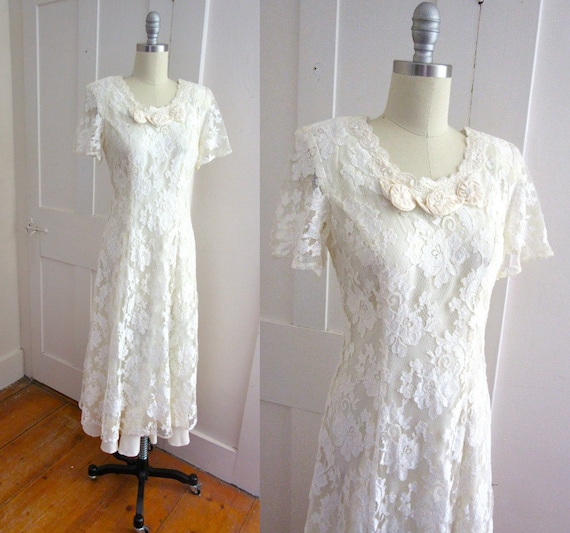Chantilly Lace Wedding Dress - Tea Length - Butte… - image 1