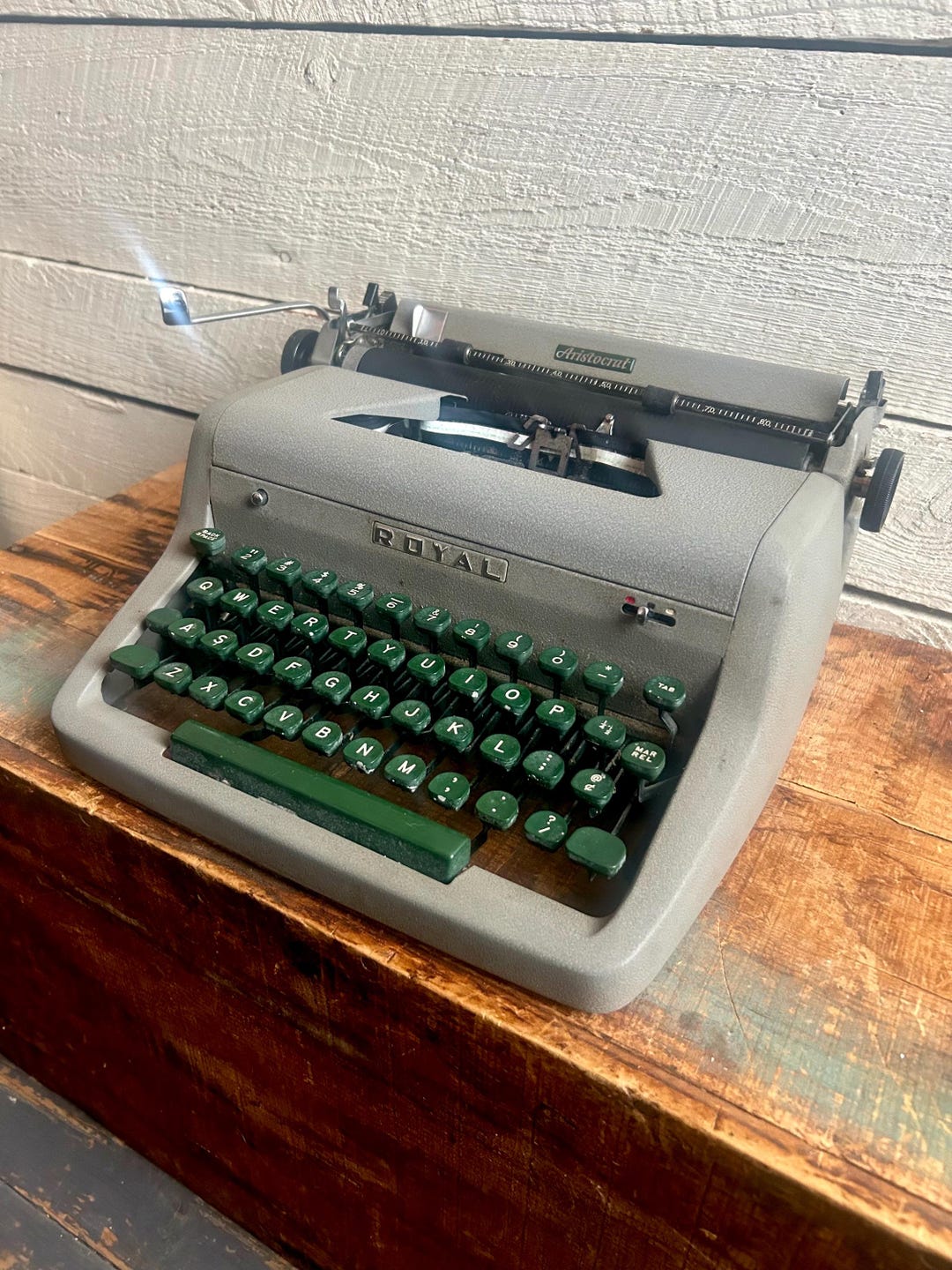 Typewriter 50s 50s Royal Aristocrat Portable Typewriter 1960s Hard Case Manual ...