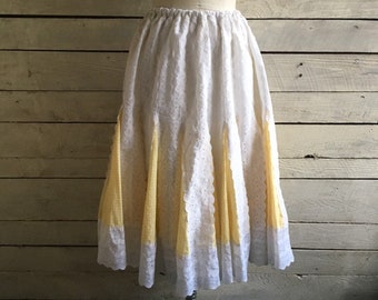 Vintage Yellow and white check skirt and lace - 60s square dancing  - costume - Halloween - full skirt