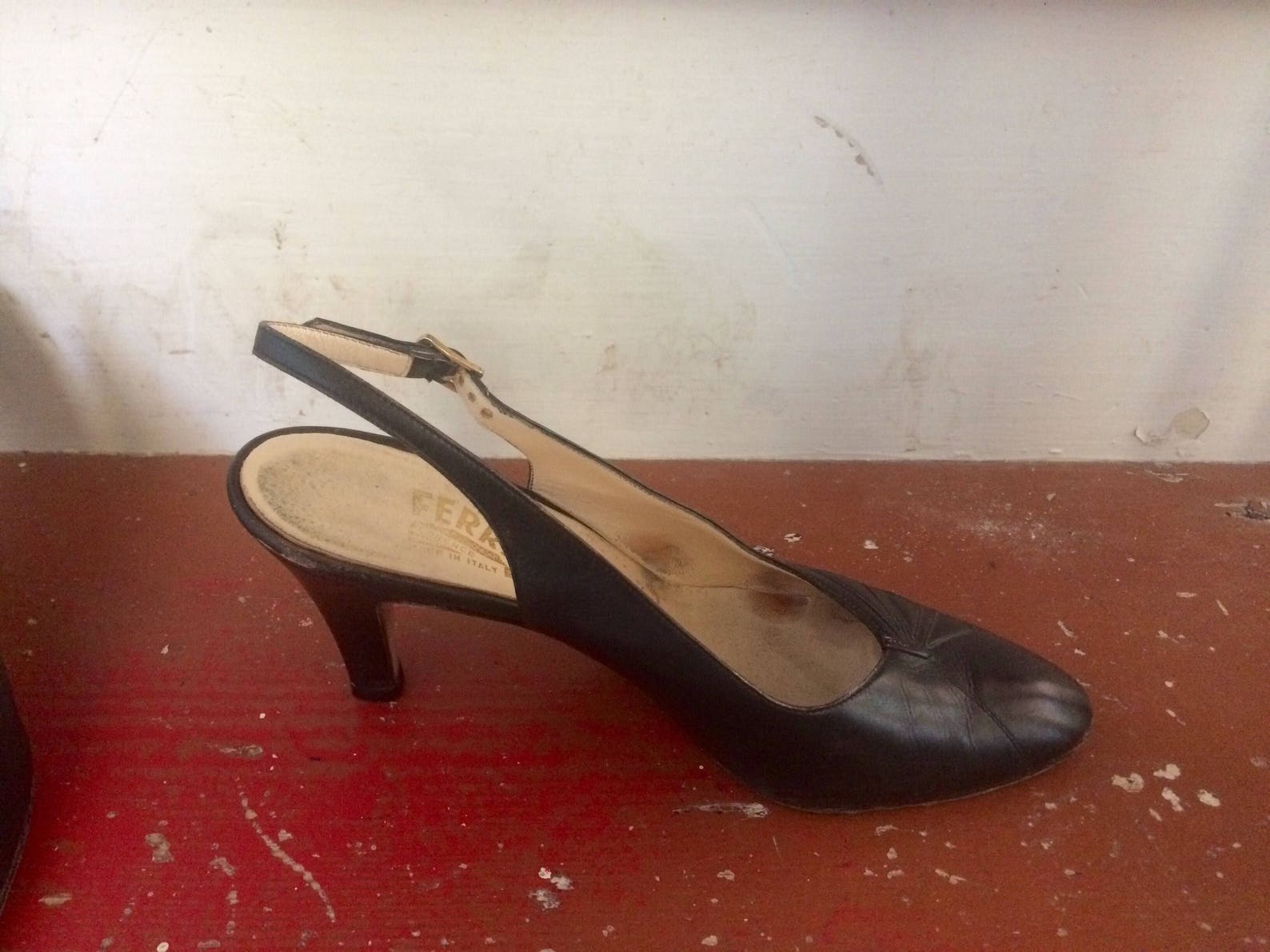 ferragamo slingback heels