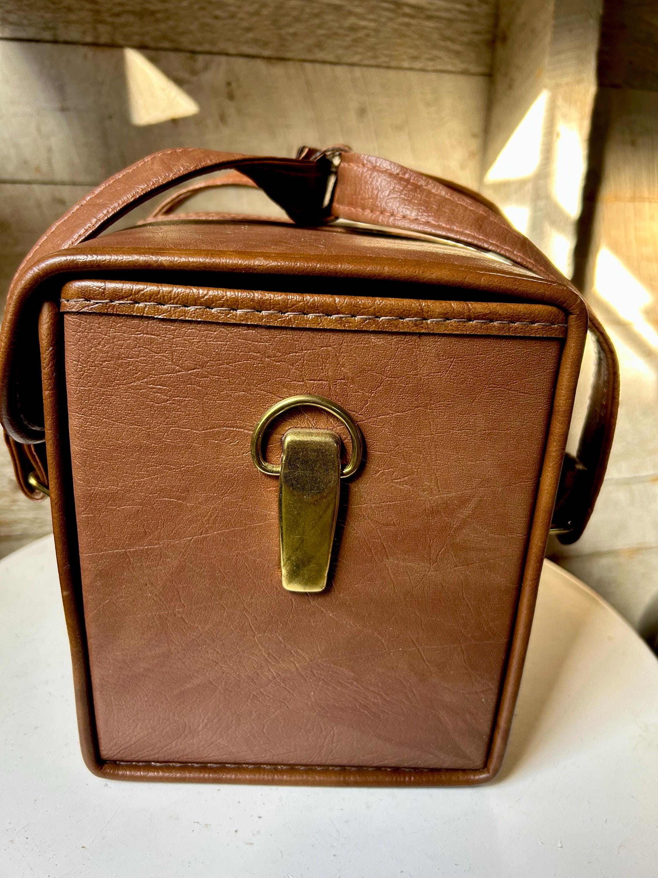 【1970s USA vintage】カメラバッグ アメリカビンテージ 70s Vintage Camera Bag Sections Faux Leather Vinyl Large Made in