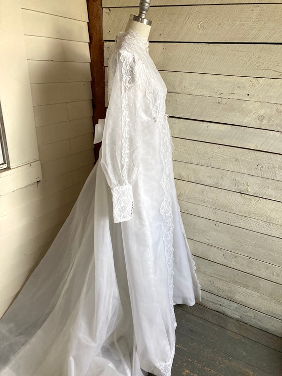 60s Chiffon lace wedding dress high lace neck emp… - image 8