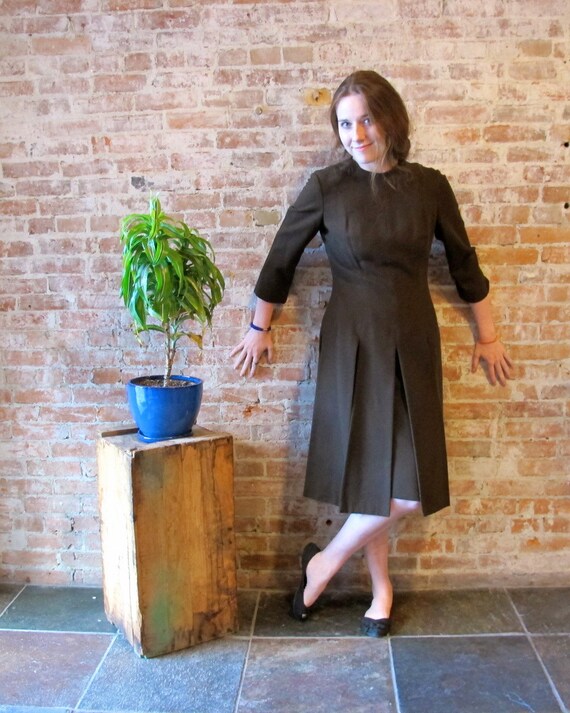 Vintage Brown Wool Dress - Early 60s - Amish Hips… - image 1