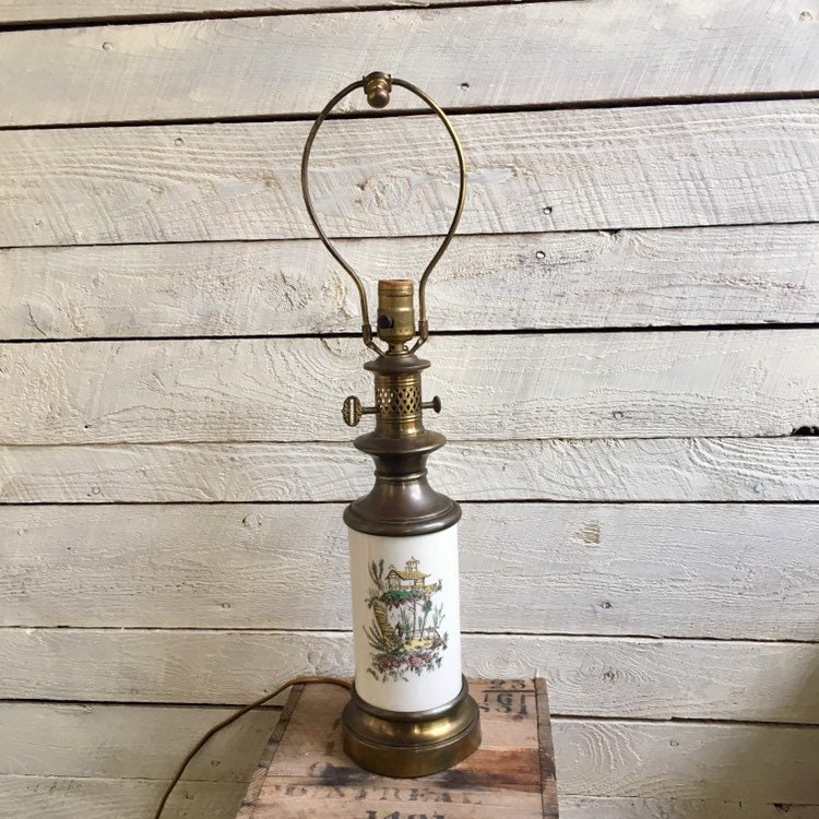 40s 50s Japanese Design Table Lamp - Barrel Shape - Tube 40s 50s Japanese Design Table Lamp - Barrel Shape - Tube