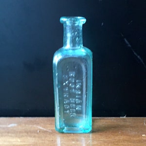 3 Blue Green Antique Glass Bottles - Root Beer Extract - 20s - Small ...
