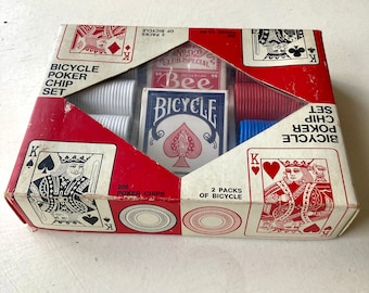 Carte da poker con fiches, set da poker metà secolo, fiches rosse, bianche e blu