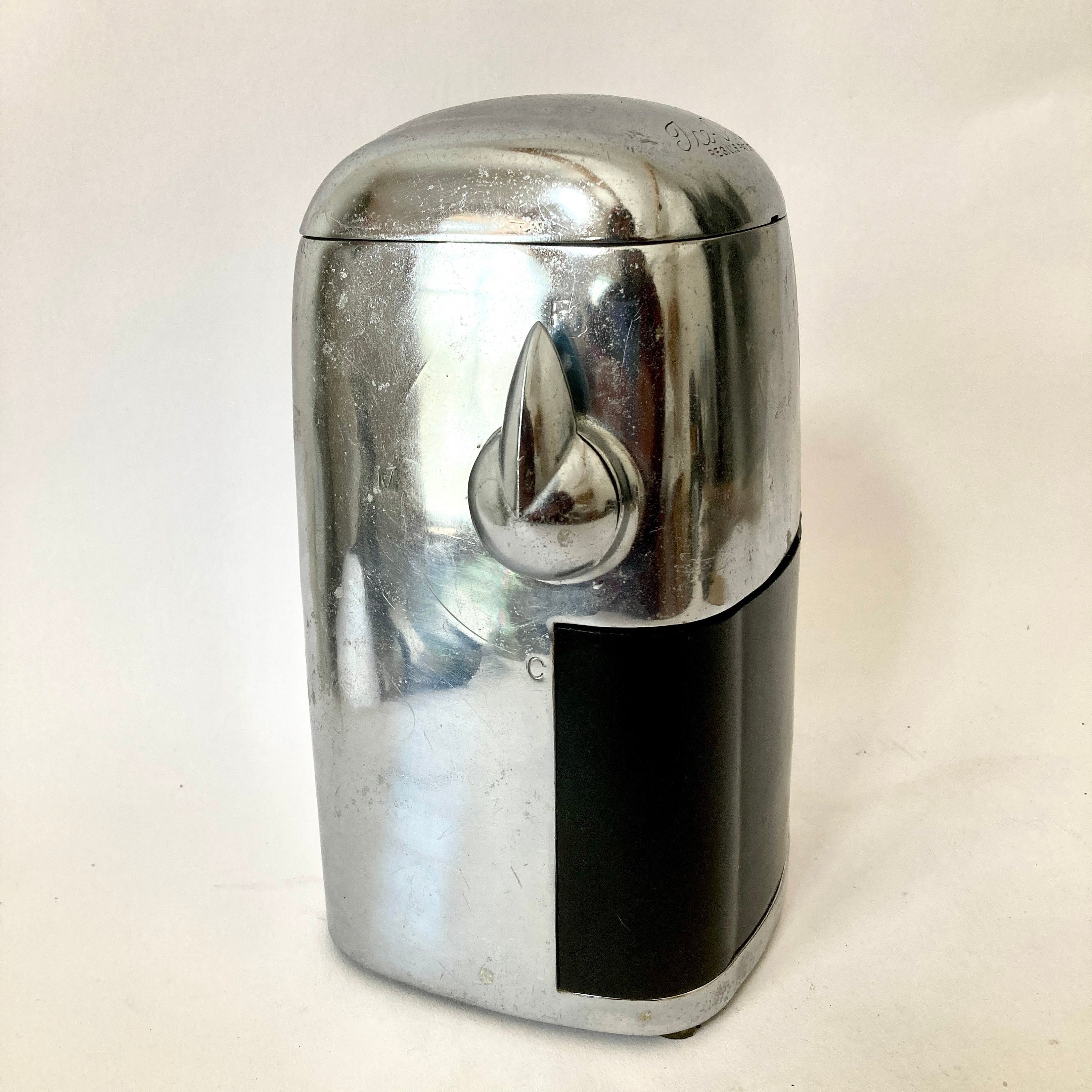 Ice O Mat Ice Crusher 50s Vogue Model Chrome Black Mid
