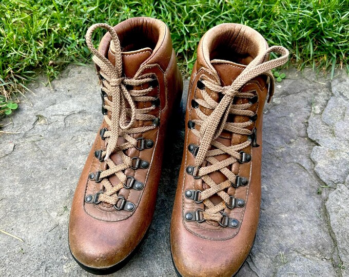 raichle hiking boots womens