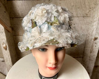 Vintage hat white flowers 50s 60s woman’s hat blue net dress hat church hat summer hat