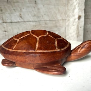 Wood turtle trinket box hardwood hand carved lid
