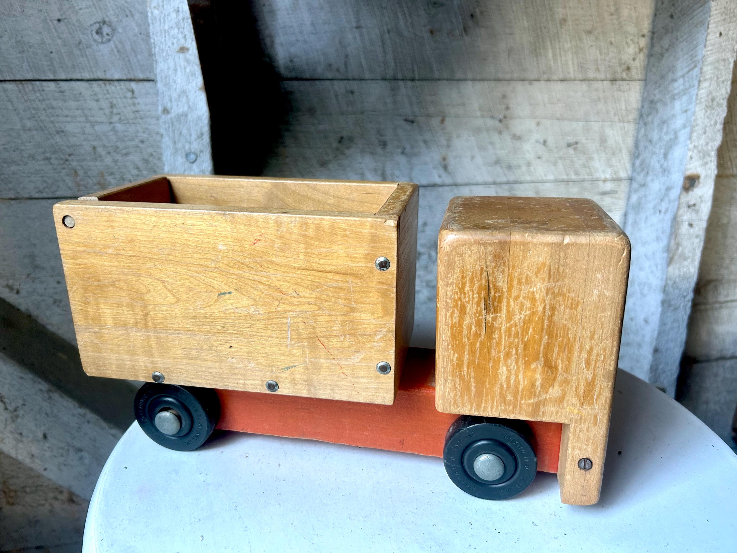 Creative playthings - Etsy 日本