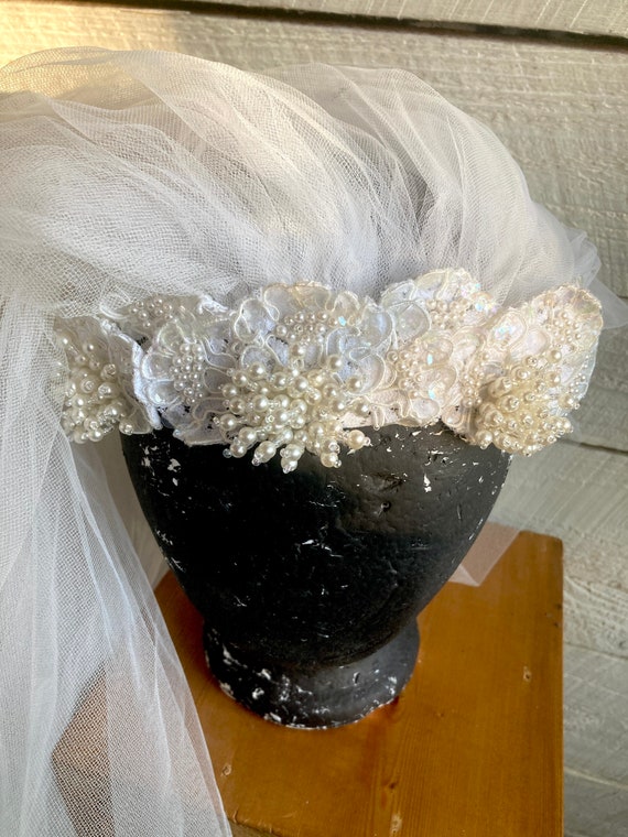 Vintage tulle and pearl beads wedding headpiece d… - image 1