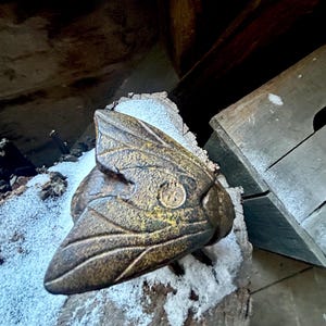 Iron Insect Cast Iron Insect Figurine Fly Shelf Decor Green Blue 6 Legs Wings - Etsy