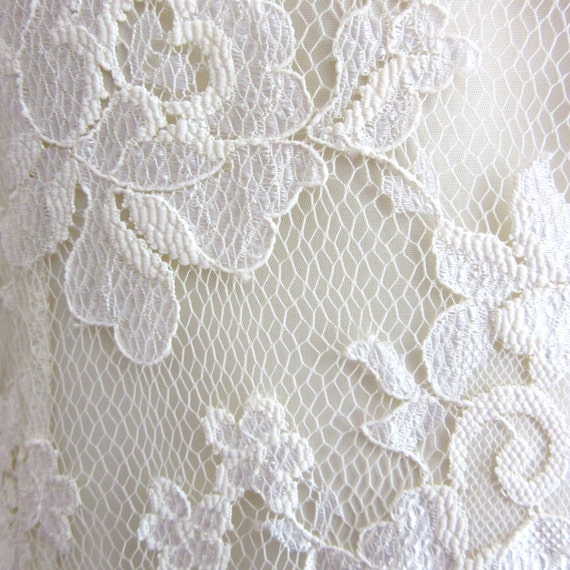 Chantilly Lace Wedding Dress - Tea Length - Butte… - image 3