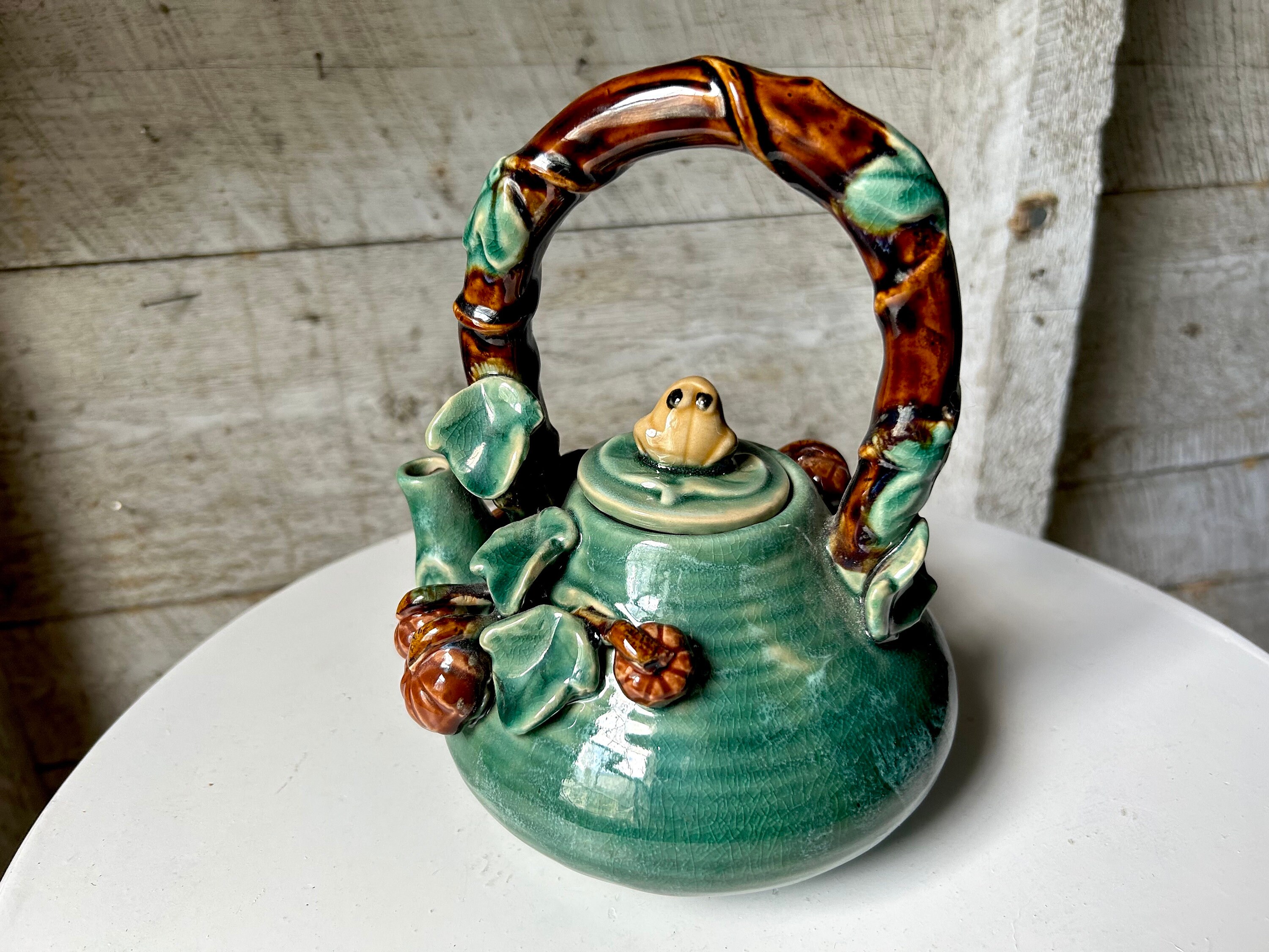 Majolica Teapot Ceramic 3 Dimensional Branch Handle Frog Blue