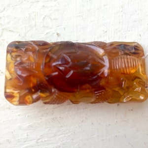 Edwardian Turtle carved amber color brooch rectangular c-clamp t-bar hinge Austria