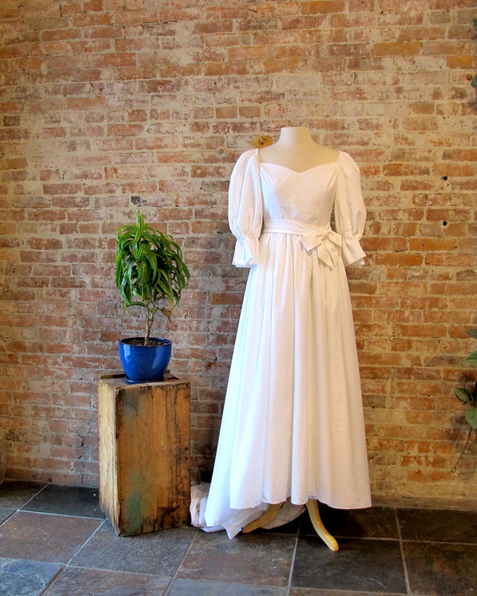 Vintage Simple White Wedding Dress - Sweetheart Neckline XS Puff ...