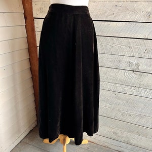 Brown rayon velvet maxi skirt Nipon Studio lush velvet size 12 long skirt