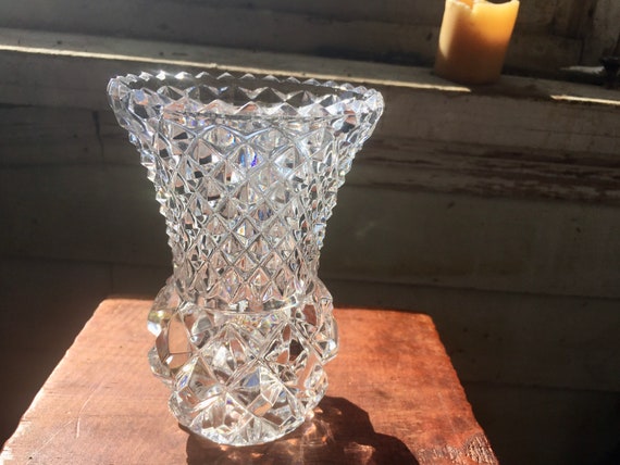 クリスタル花瓶(切りガラス細工)
