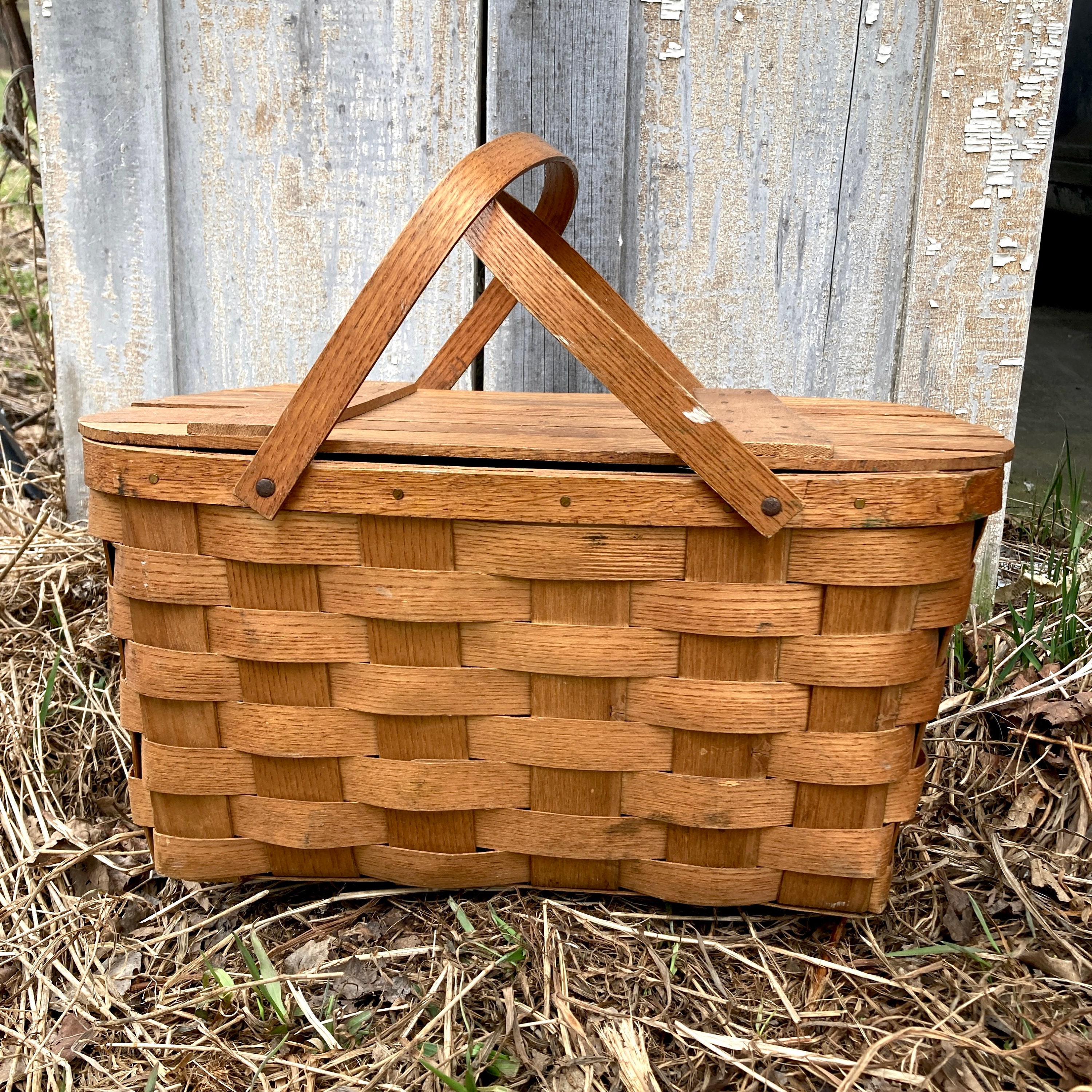 Picnic Basket Split Wood With Lid 2 Bent Wood Handles Farmhouse