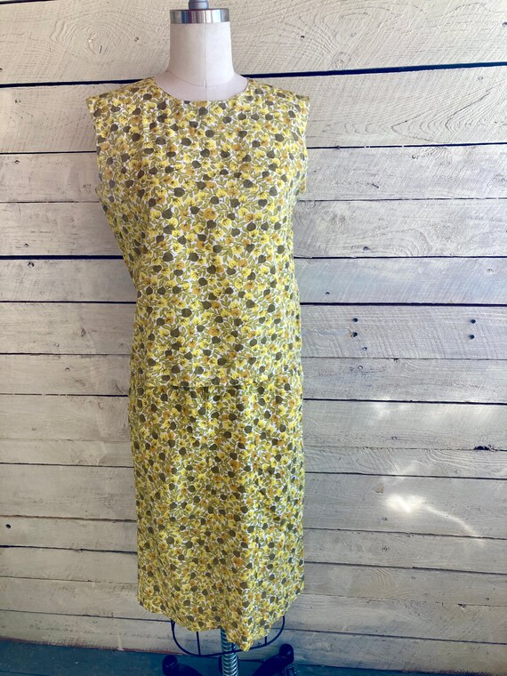60s Yellow cotton floral print skirt tank jacket … - image 10