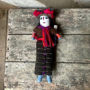 Vintage Chumala wool felt doll Mexican/South American/Guatemalan folk art cloth doll - Ethnic doll toy