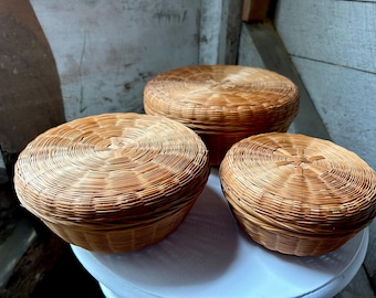 3 wicker bamboo nesting baskets small medium and large basket farmhouse kitchen