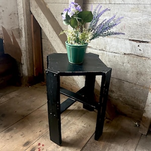 Schwarzer quadratischer Arts and Crafts Stil Beistelltisch Blumenständer Mission Stil Bauernhaus