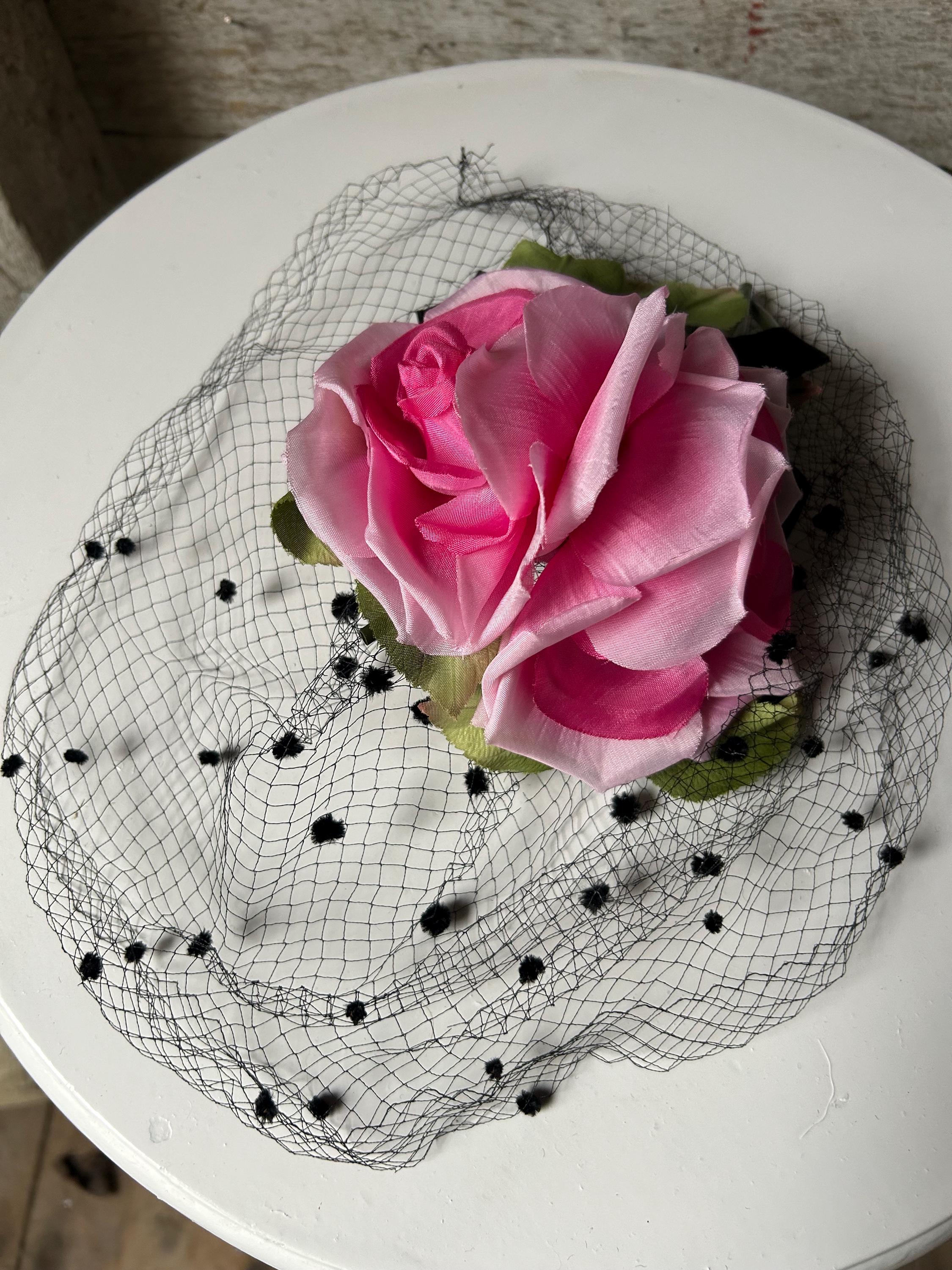 Birdcage veil Fascinator delicate pink netting adorned with fabric flowers 1950s 50s Pink Rose Fascinator Hat - Flowers and Leaves Black Net  main image 4