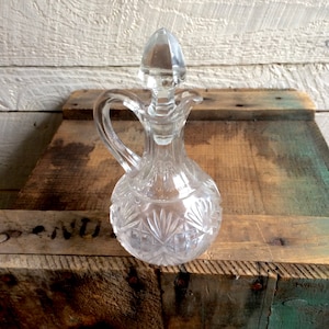 Clear cut glass cruet - glass stopper - handle - small pitcher - dinnerware - kitchenware
