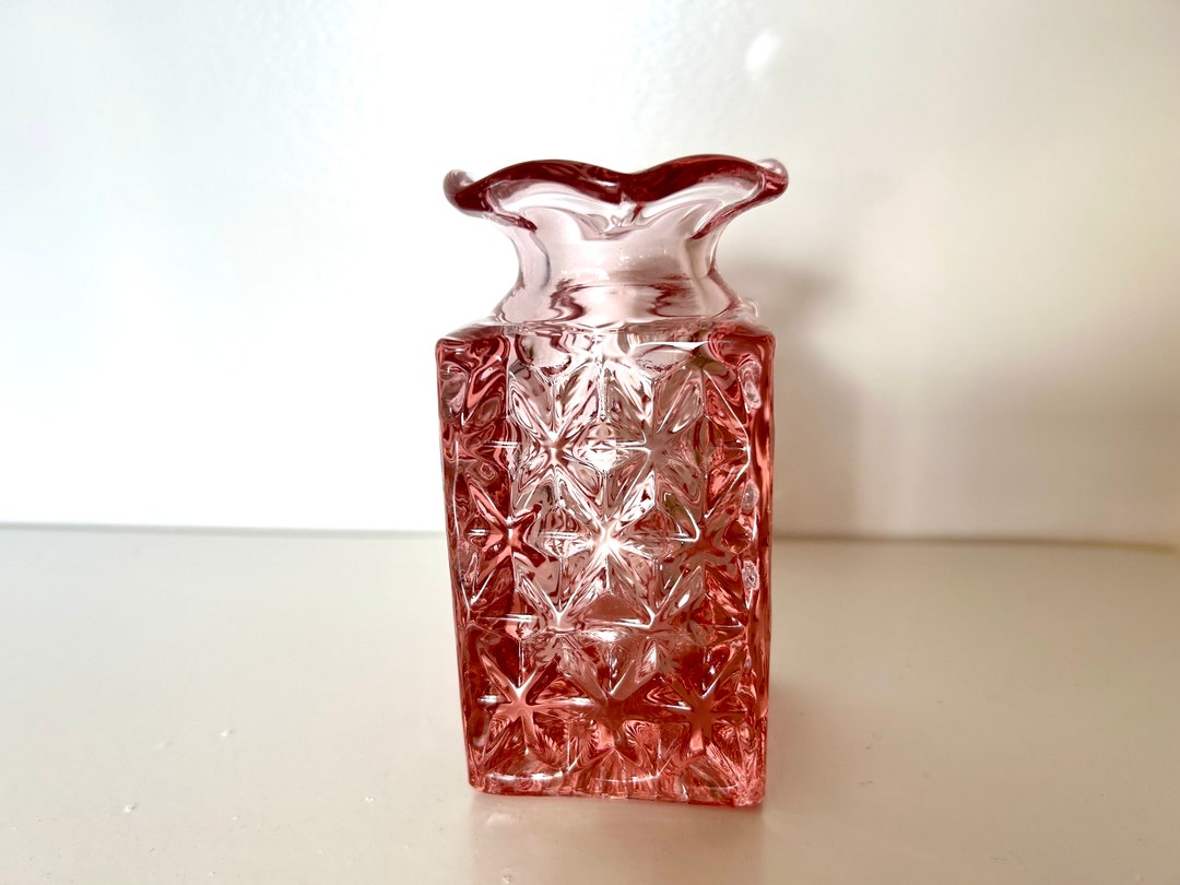 Pink Depression Glass Vase Diamond Design Small Fluted Ruffle Top Bud