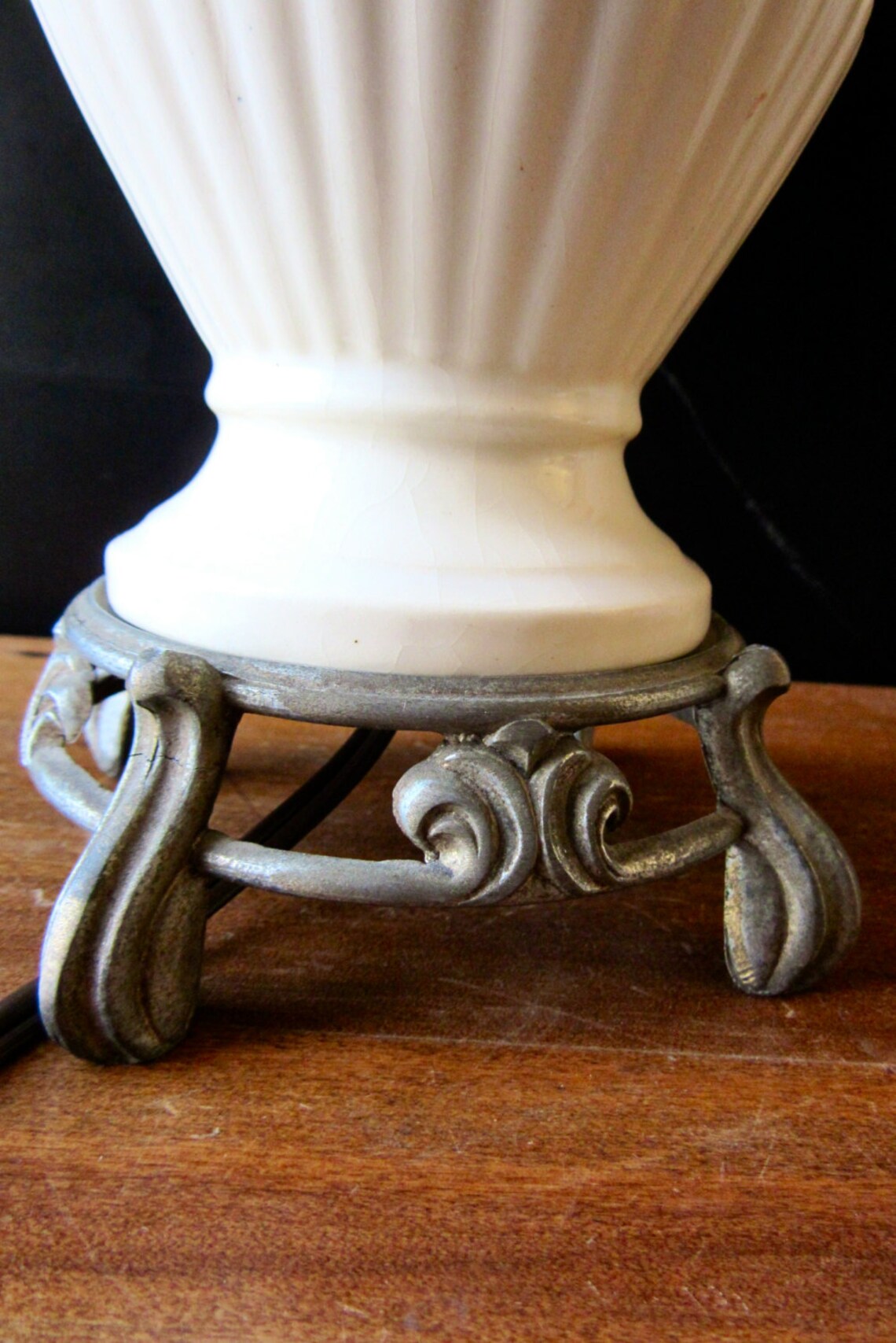 Ceramic Urn Lamp Floral Porcelain Lamp Metal Foot Etsy