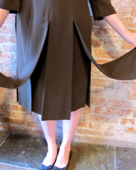Vintage Brown Wool Dress - Early 60s - Amish Hips… - image 3
