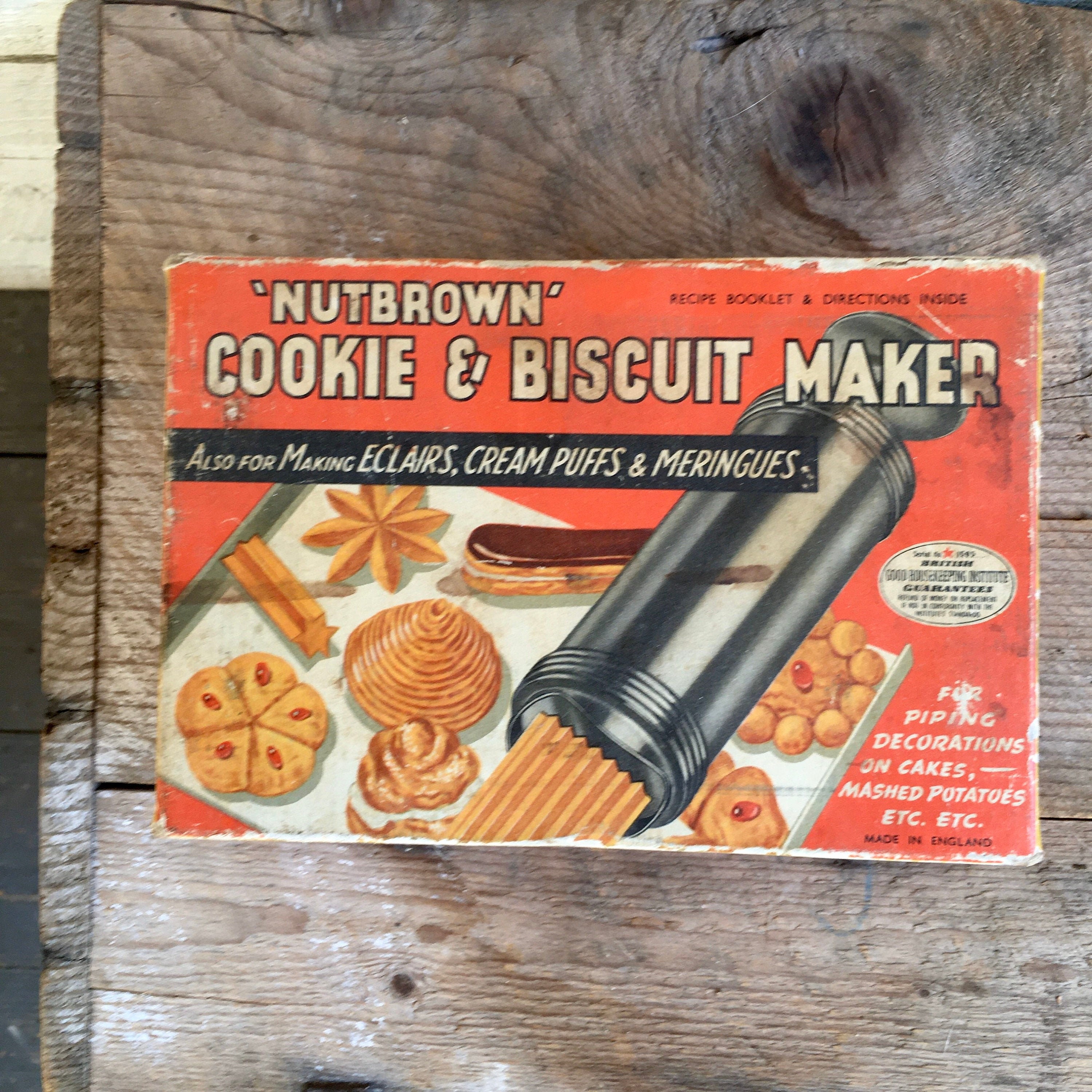 Nutbrown Cookie & Biscuit Maker 50s Cake Decorating Cookie Maker