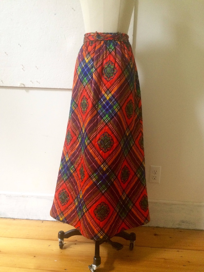 Dome Buttons Colorful Loungewear by Danville Quilted Maxi Skirt 70s Long Skirt