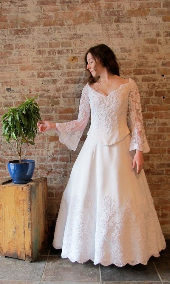 Wedding Dress - Bell Sleeves - Beads - Lace - Peti