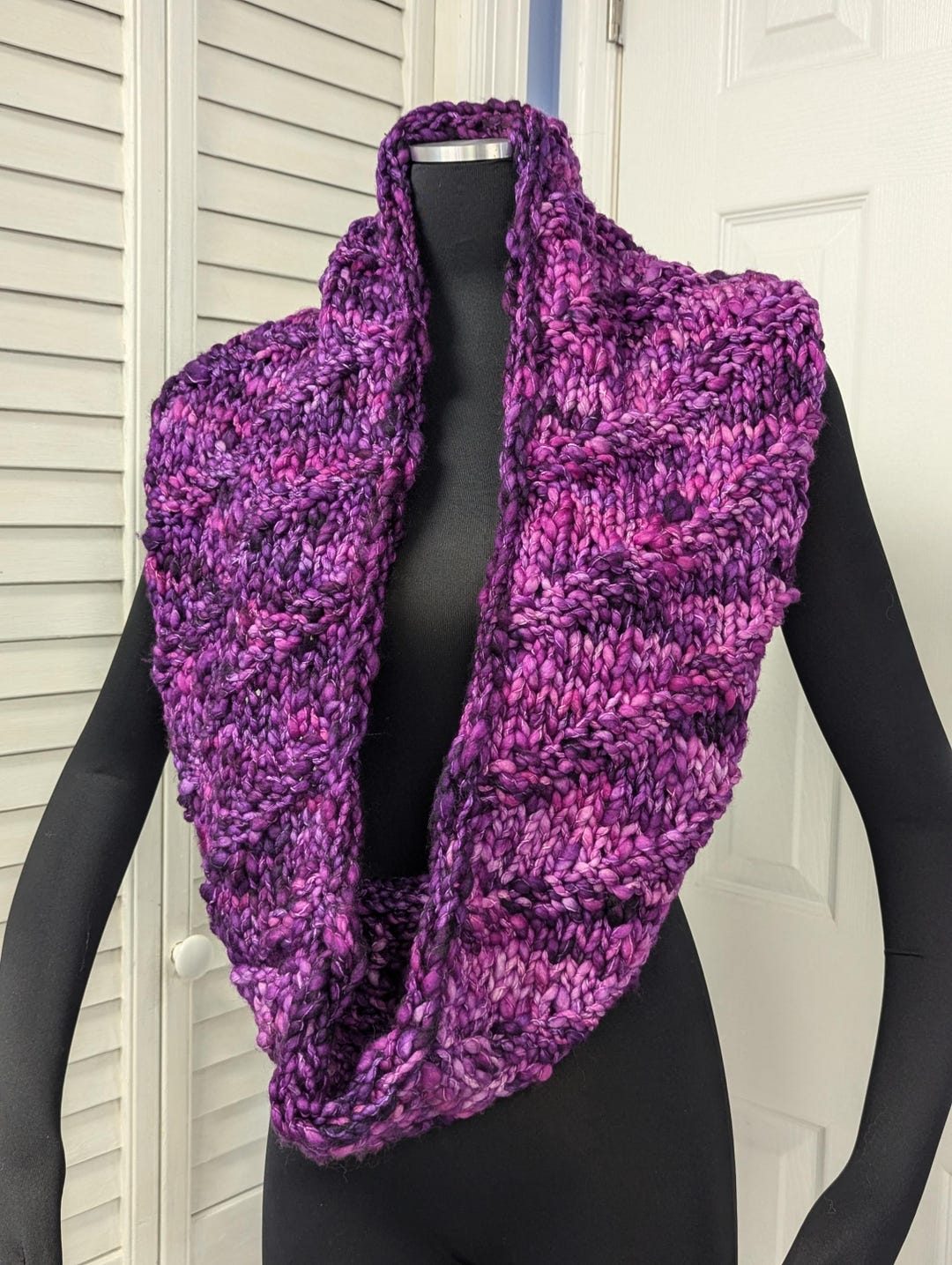 Hand Knit Superwash Merino Wool Infinity Scarf Cowl Malabrigo Holly ...