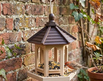 Wooden Hanging Bird Feeder Gazebo Outdoor Bird Feeding Station Rustic Wild Bird Feeder Garden Patio Backyard Birdhouse Decor