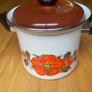 Vintage Sanko Ware 8” Stock Pot with Lid – Orange Floral Enamel Dutch Oven – Made in Japan – Retro Mid-Century Cookware