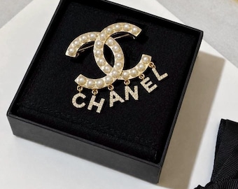 Vintage Chanel  Pearl CC Brooch with Dangling Letter Charms Gold Tone. Statement.