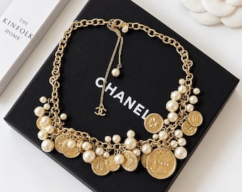 Vintage Chanel Gold Tone Coin Charm Pearl Statement Necklace CC Chunky Chain